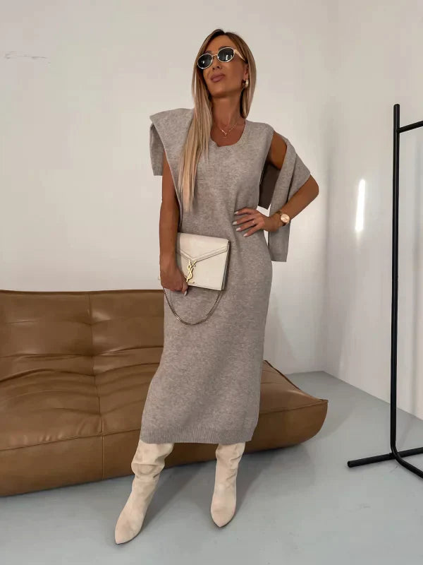 Solange | Zweiteiliges Set mit Kleidung und Rollkragenpullover