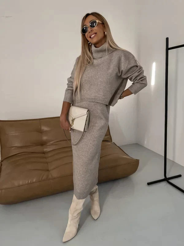 Solange | Zweiteiliges Set mit Kleidung und Rollkragenpullover