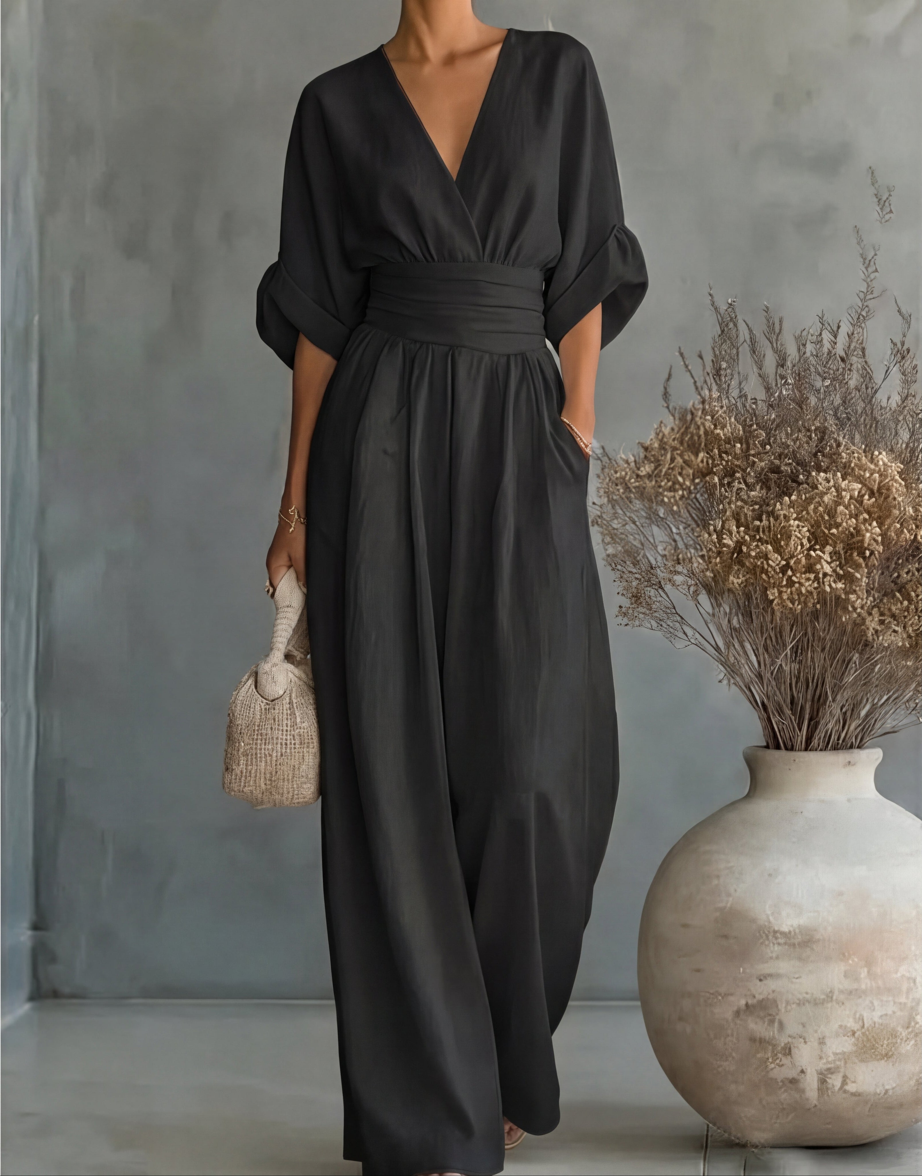Sanne | Eleganterer Overall mit V-Ausschnitt und mehr Details